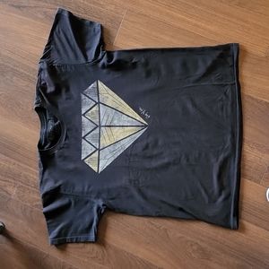 Men's Black Tee. Size L